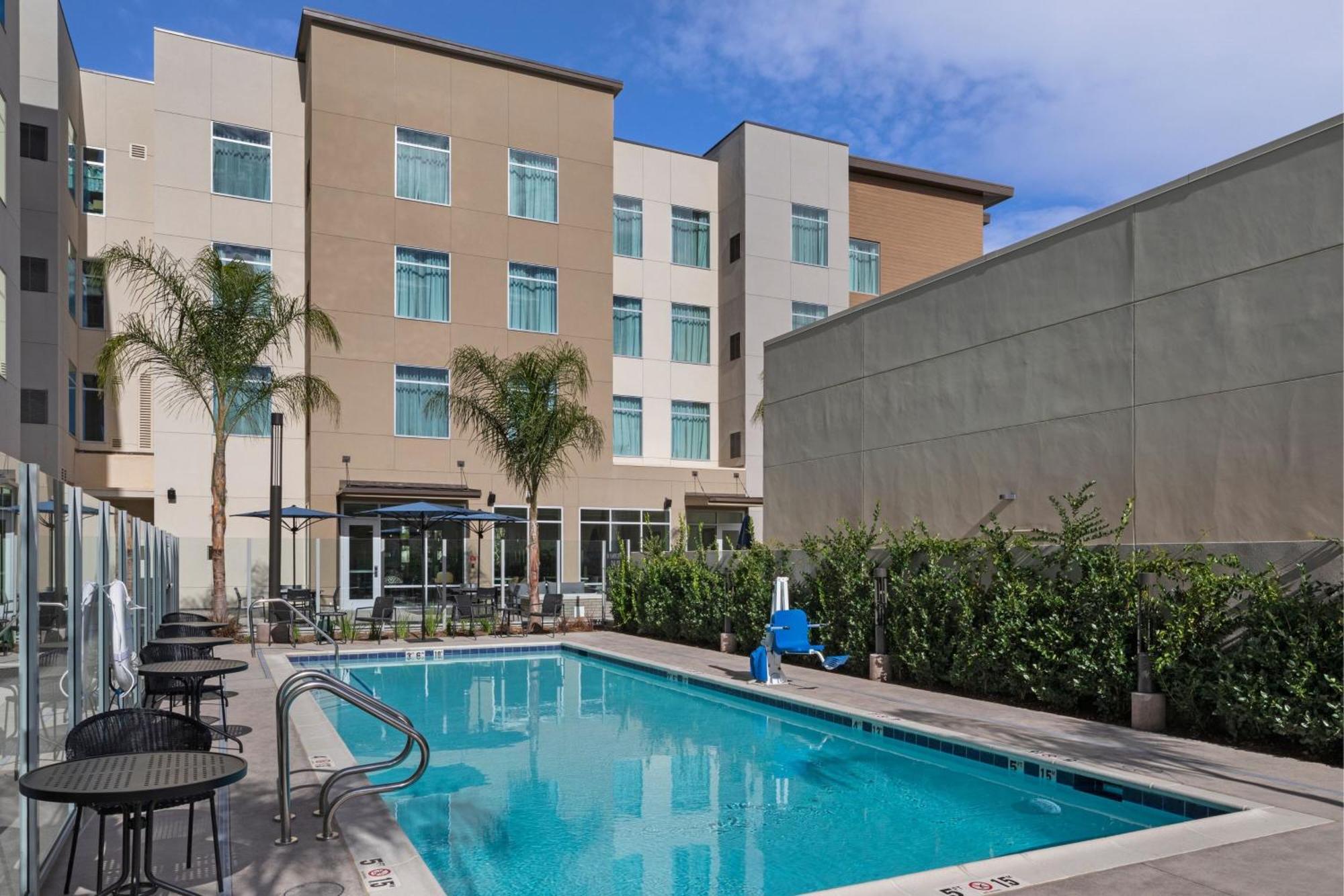 Residence Inn By Marriott Chatsworth Los Angeles Bagian luar foto